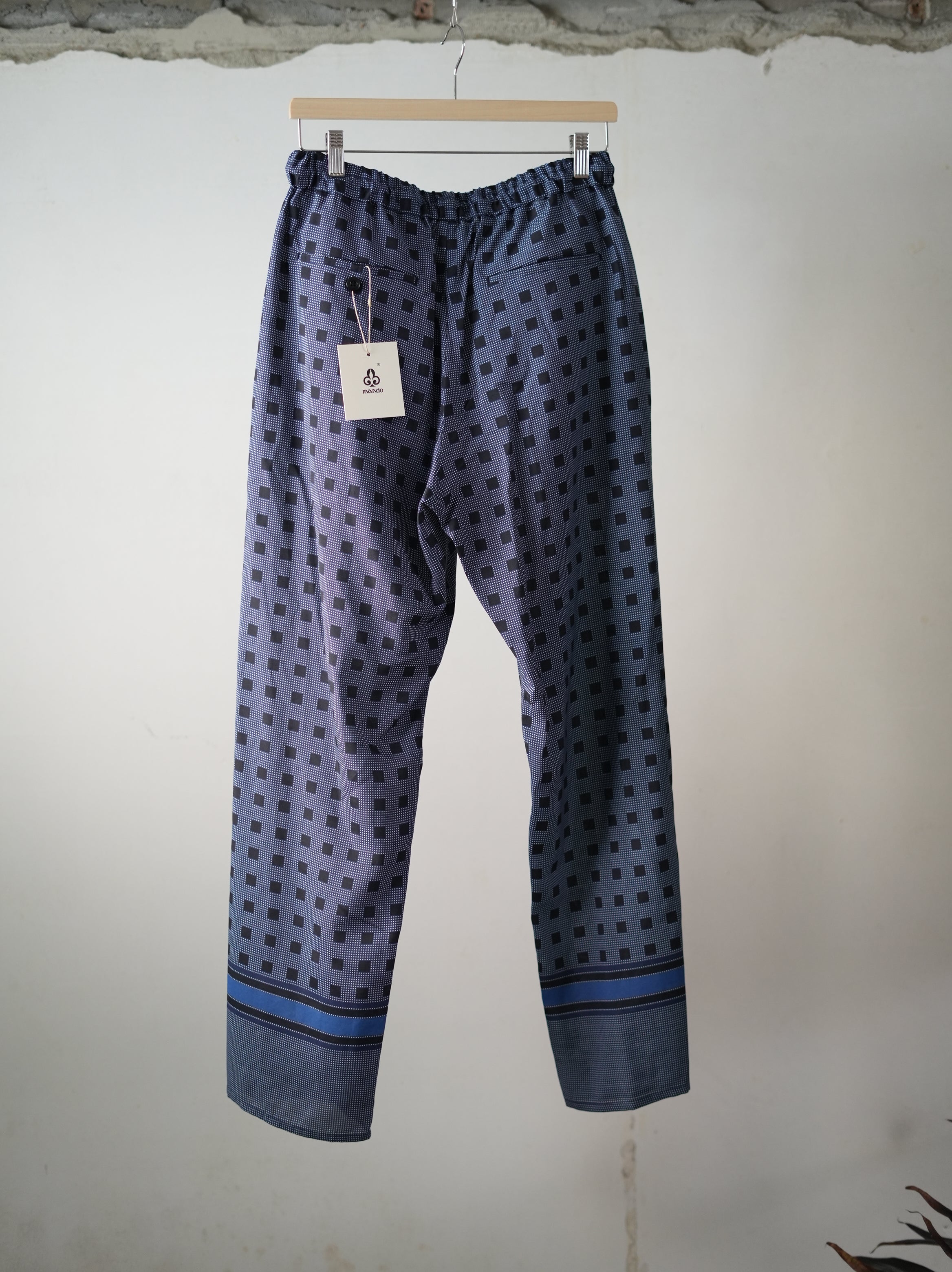 mando (マンド) / Square Dot Print Easy Pants