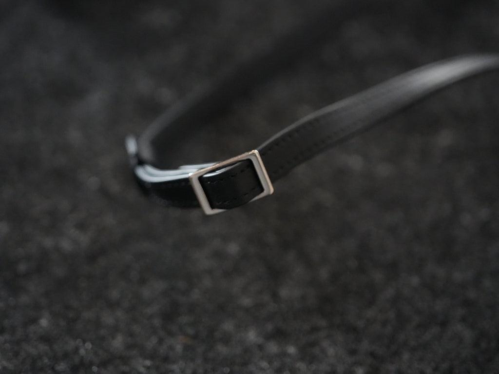 ITTI (イッチ) /HERRIE GLASSES NECKLACE DIPLO SKY BLACK