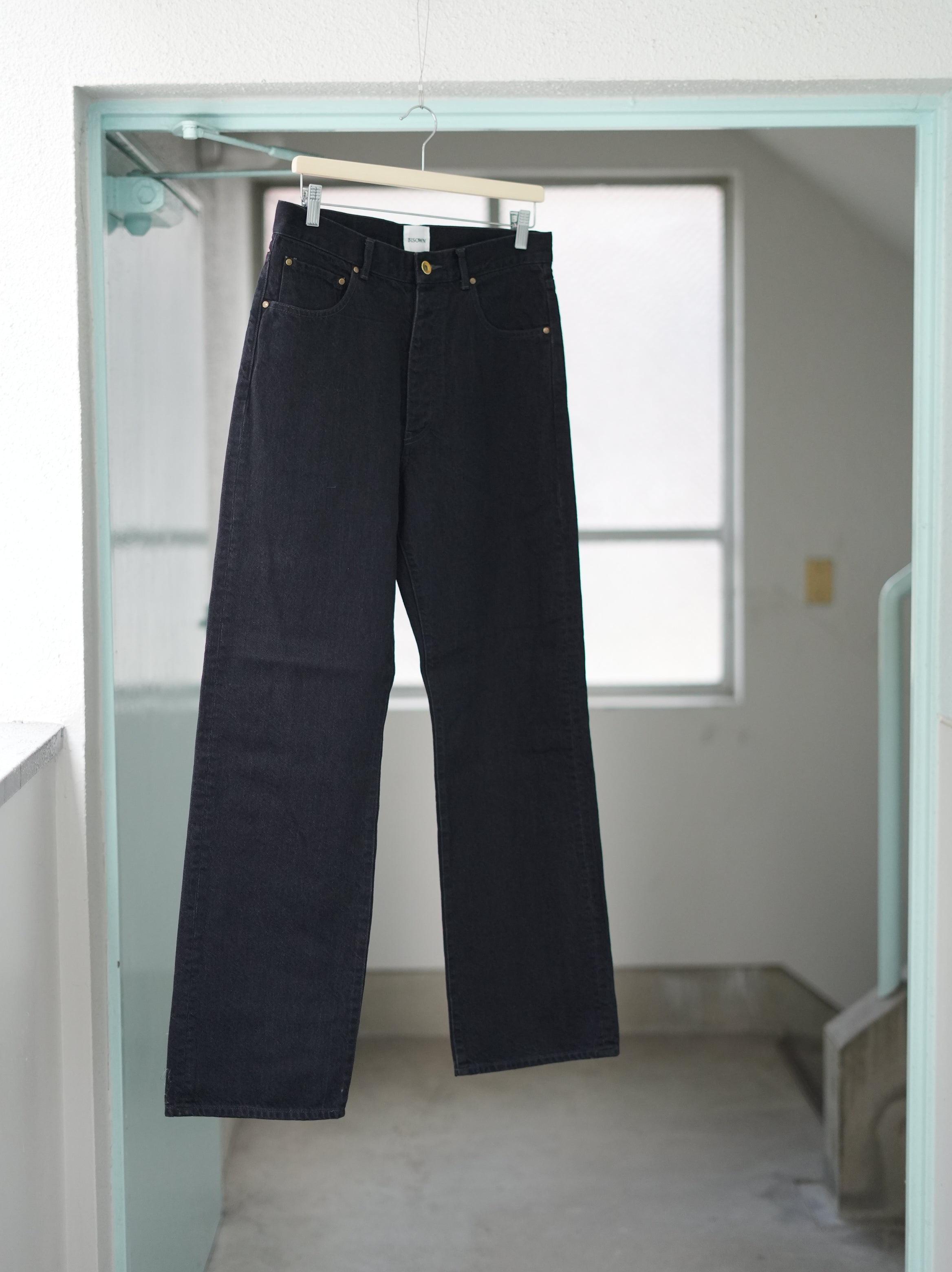 BISOWN (ビソウン) CO/HE PURE STRAIGHT DENIM W BLK | about Fukuoka