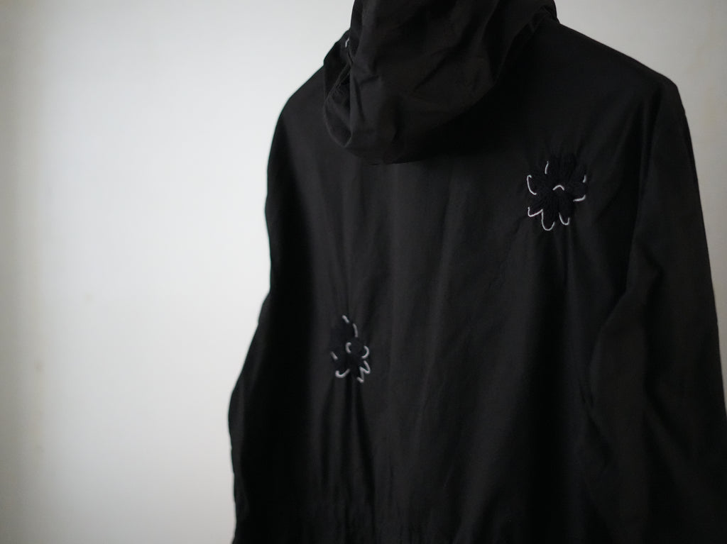 NOMA RHYTHM TEXTILE (ノーマ) / FLOWER EMBROIDERY HOODED COAT black