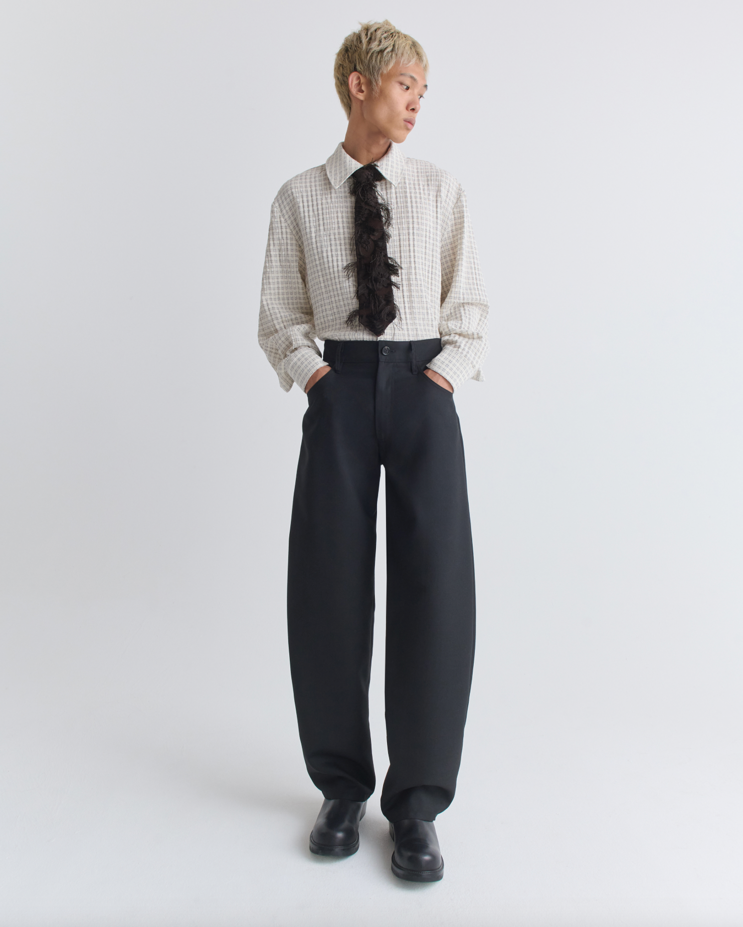 Sefr (セファー) / Gino Trousers Black / 正規取扱 about 福岡 Sefr (セファー) / Gino Trousers Black / 正規取扱 about 福岡