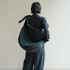 ITTI (イッチ) / ANNIE PUFFER BIG MOON SHOULDER BAG CERATO BRIGHT BLACK