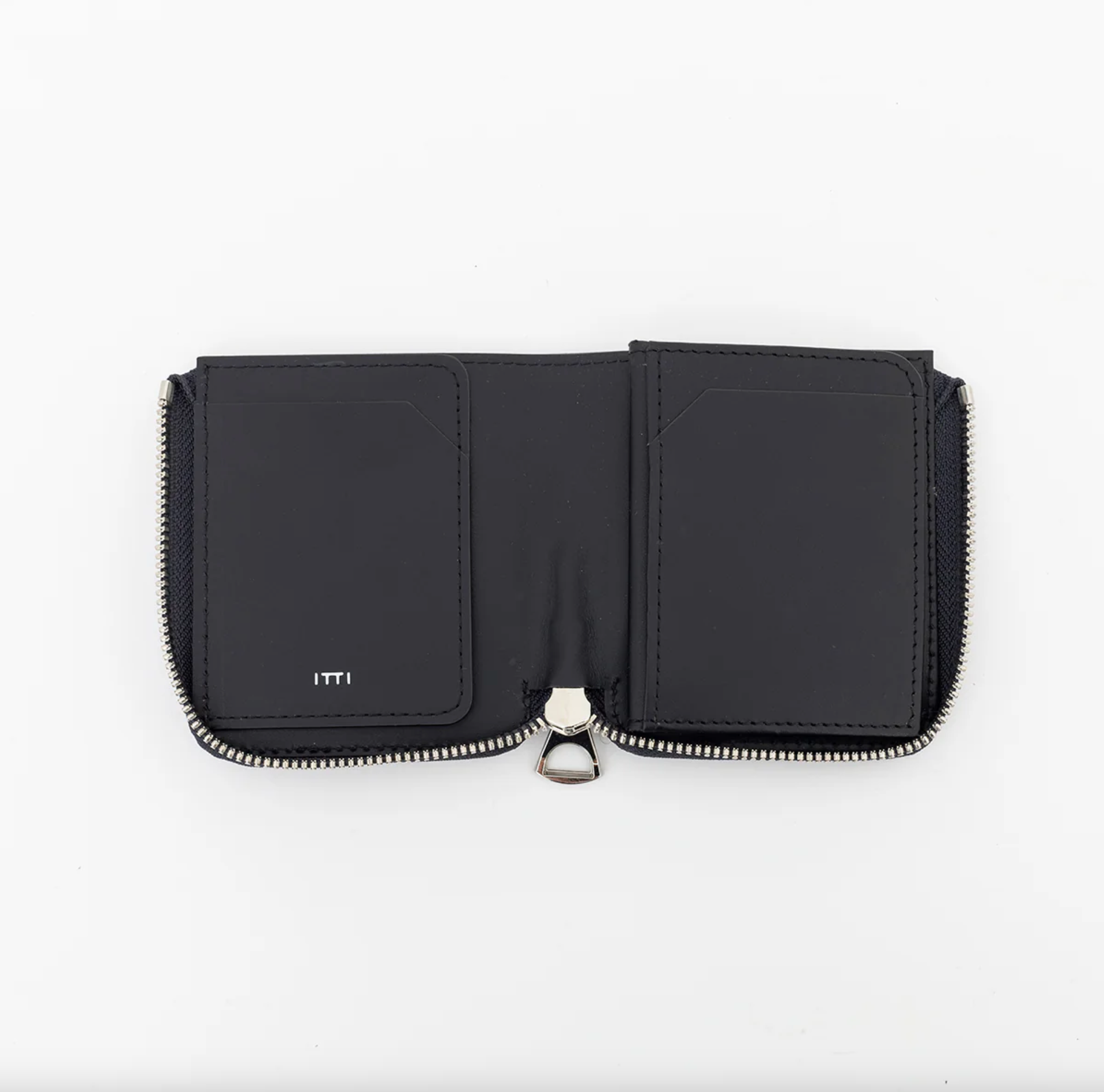 ITTI (イッチ) / CRISTY VERY COMPACT WLT .5 DIPLO FJORD black
