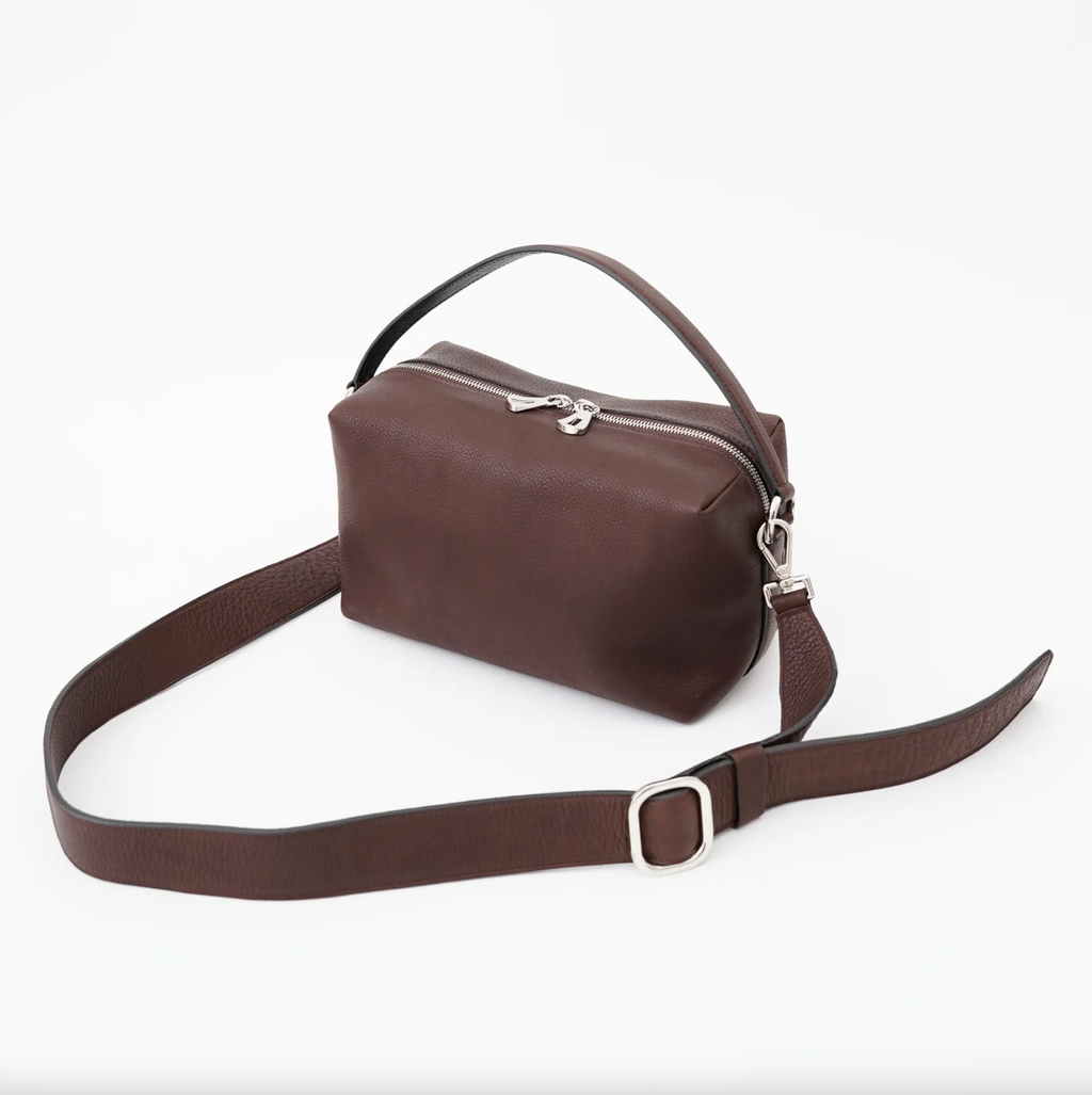 ITTI (イッチ) / CELLIE TRAIN BAG CHOCO