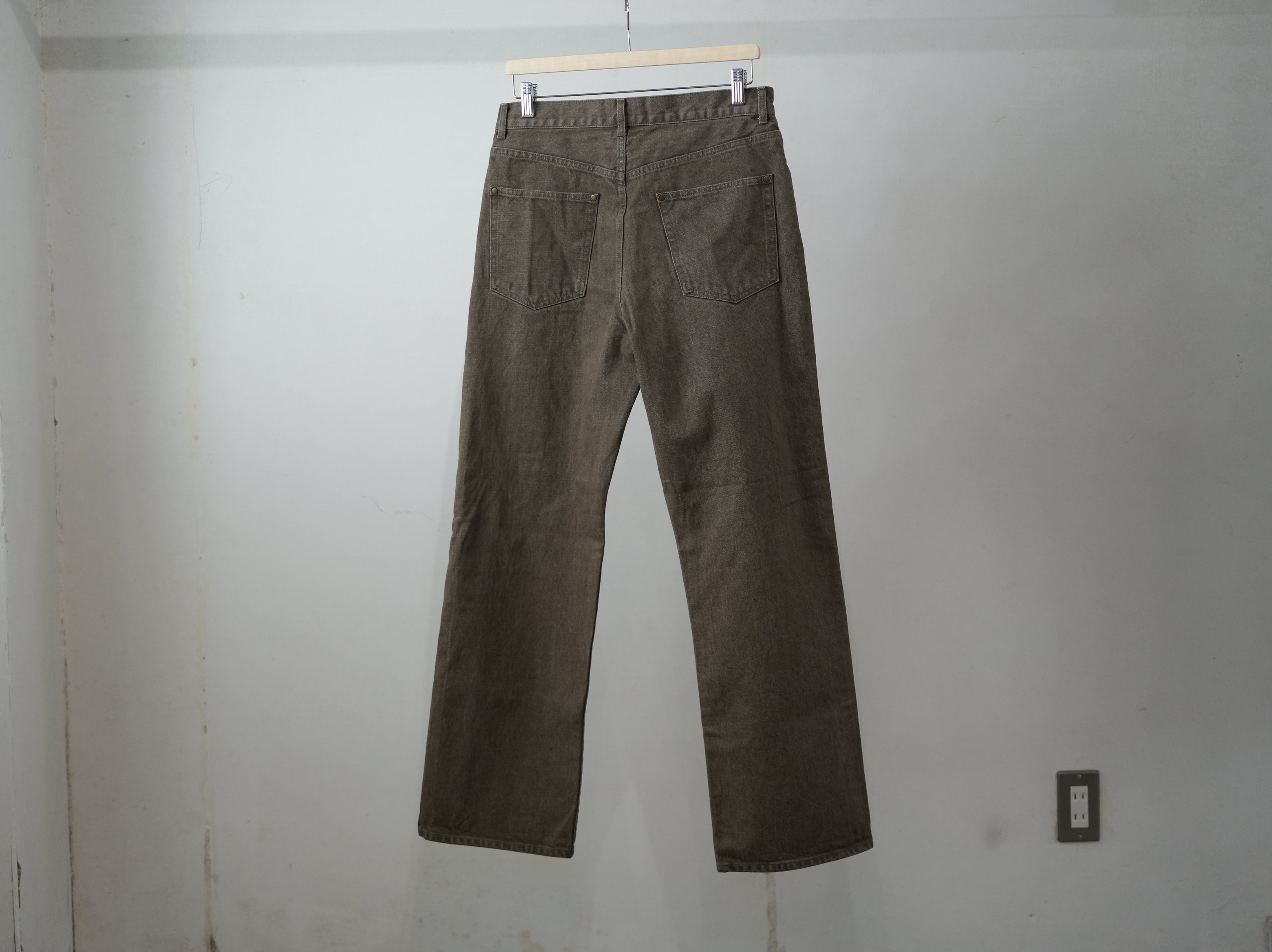 BISOWN (ビソウン) / PURE STRAIGHT KHAKI DENIM