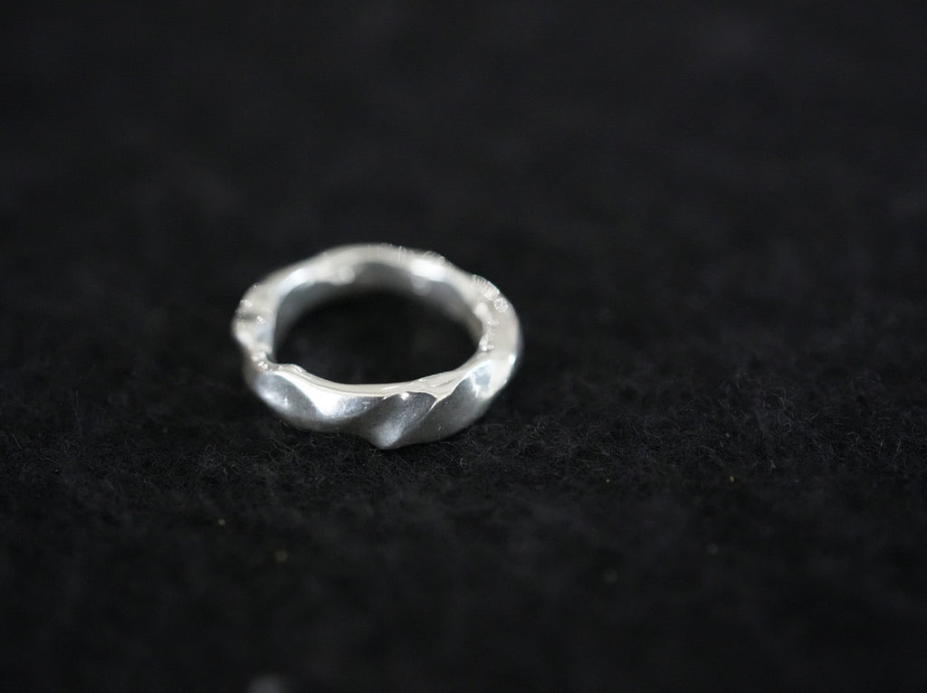 KULTUR 5 / Wave ring