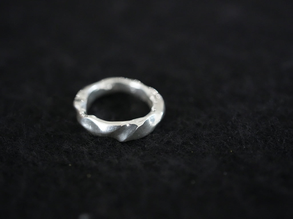 KULTUR 5 / Wave ring