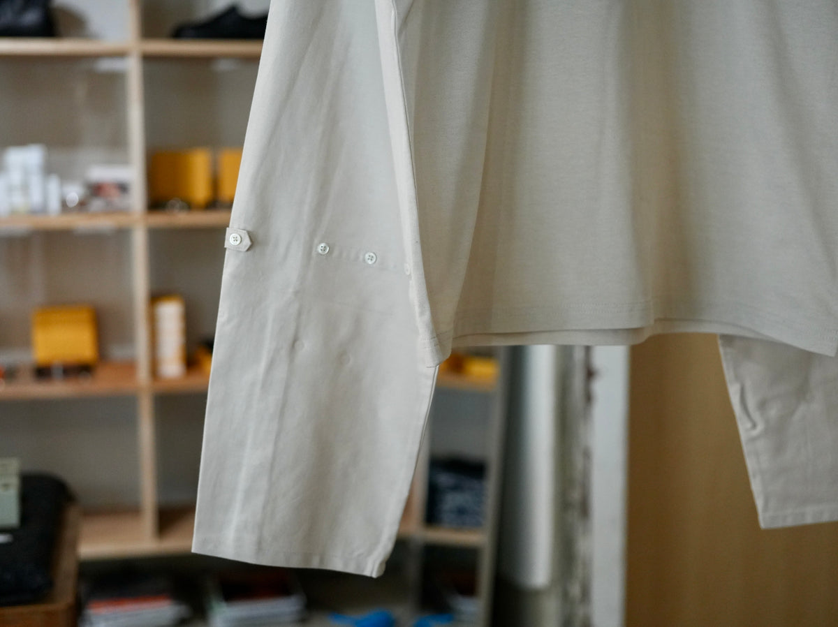 New Western Manner / Shirts Sleeve Crew neck Beige