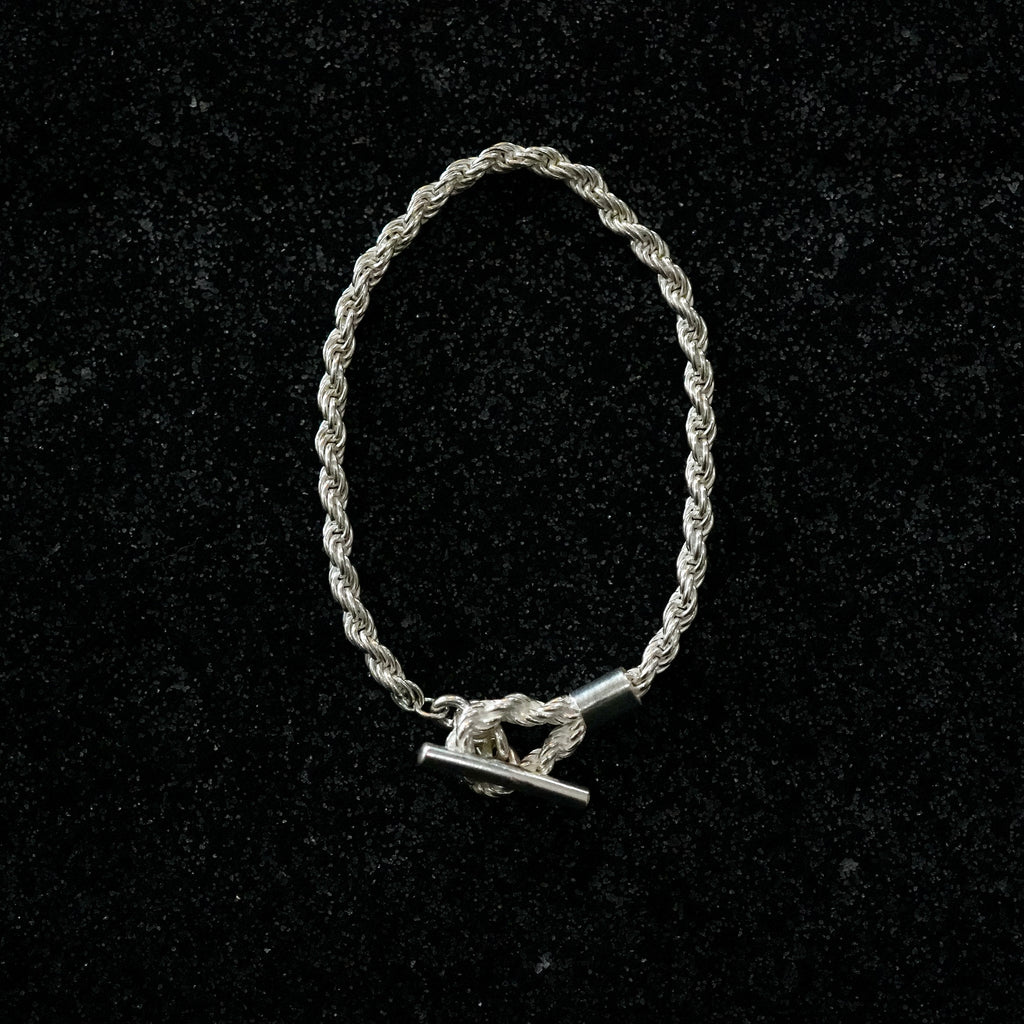 KULTUR 5 / Wire Bracelet