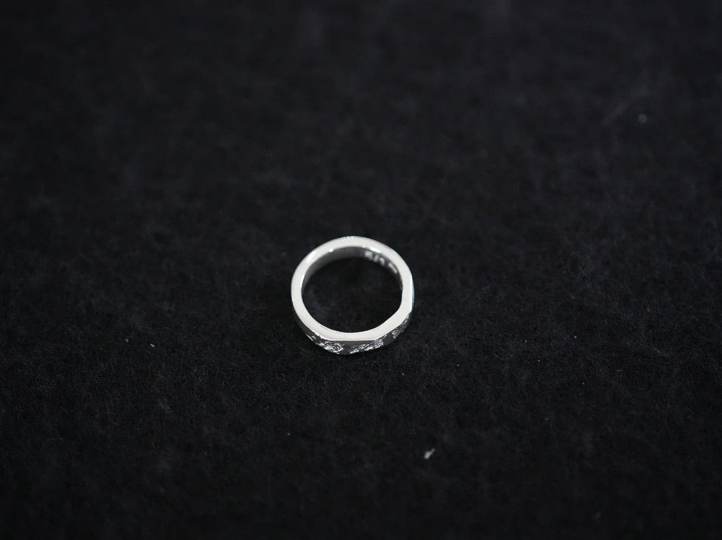KULTUR 5 / Relief Ring Thin