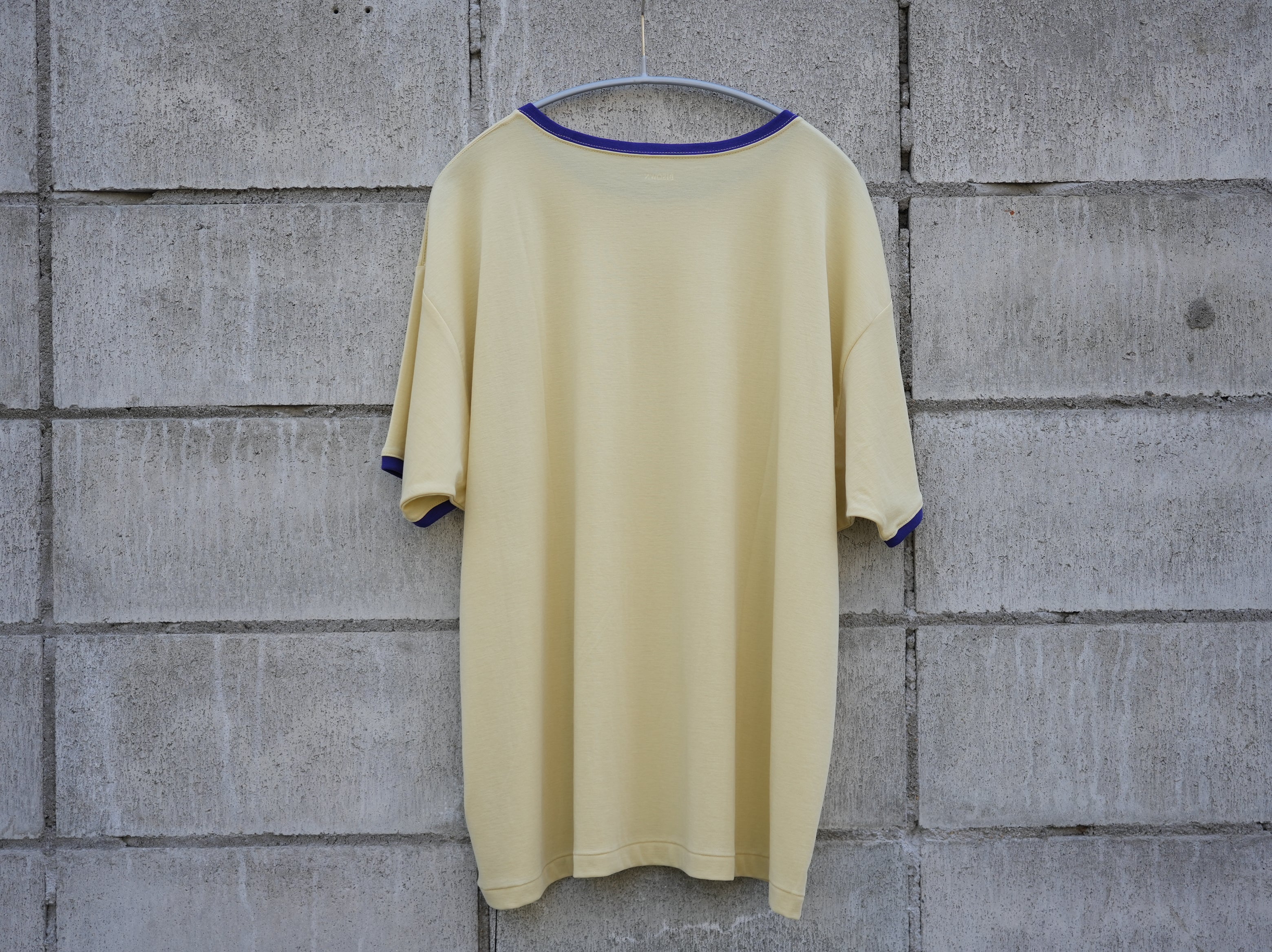 BISOWN (ビソウン) / PIMA MOKLODI RINGER TEE YELLOW × BLUE