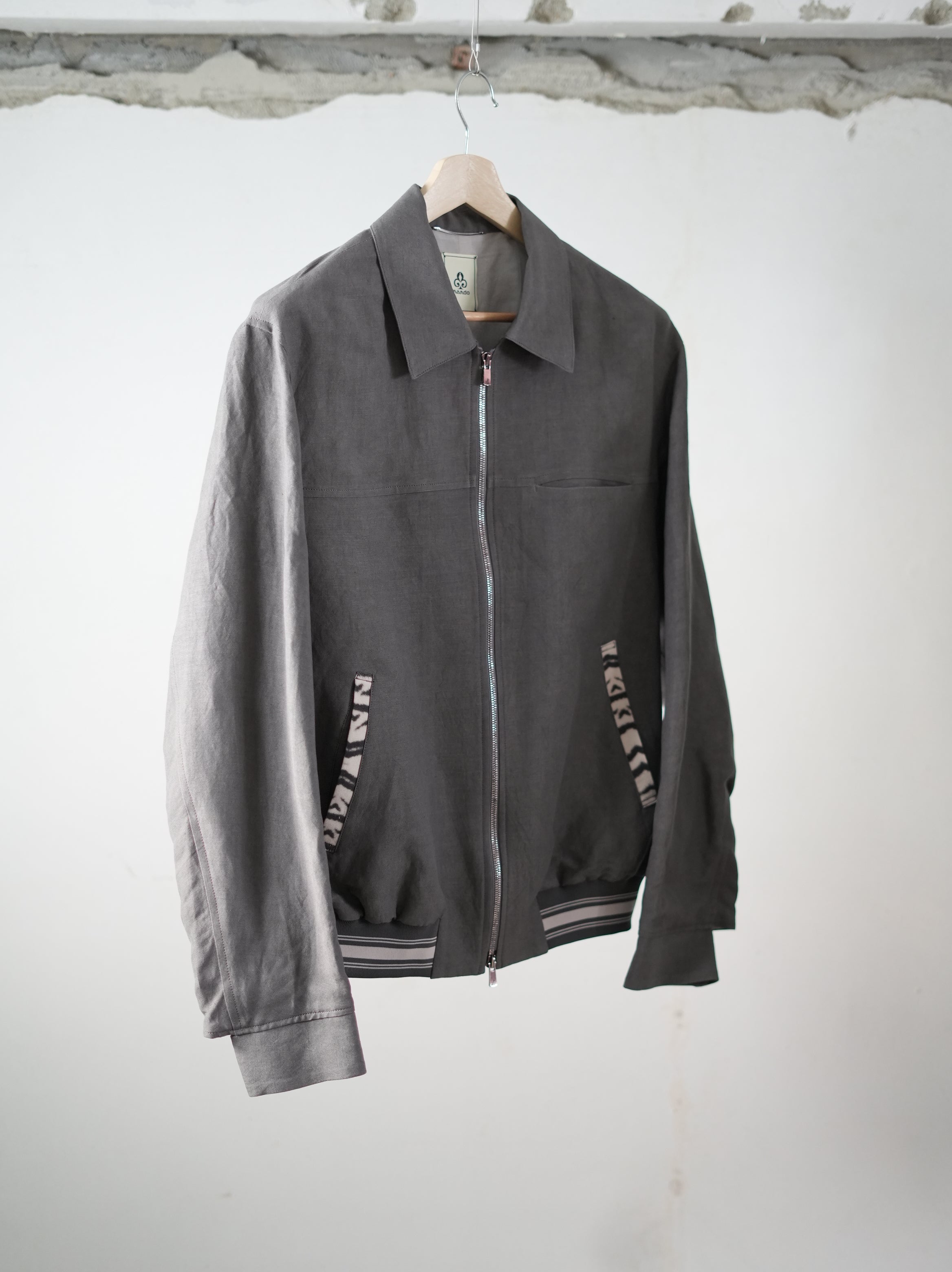 mando (マンド) / Sulfur-dyed front-zip blouson 12