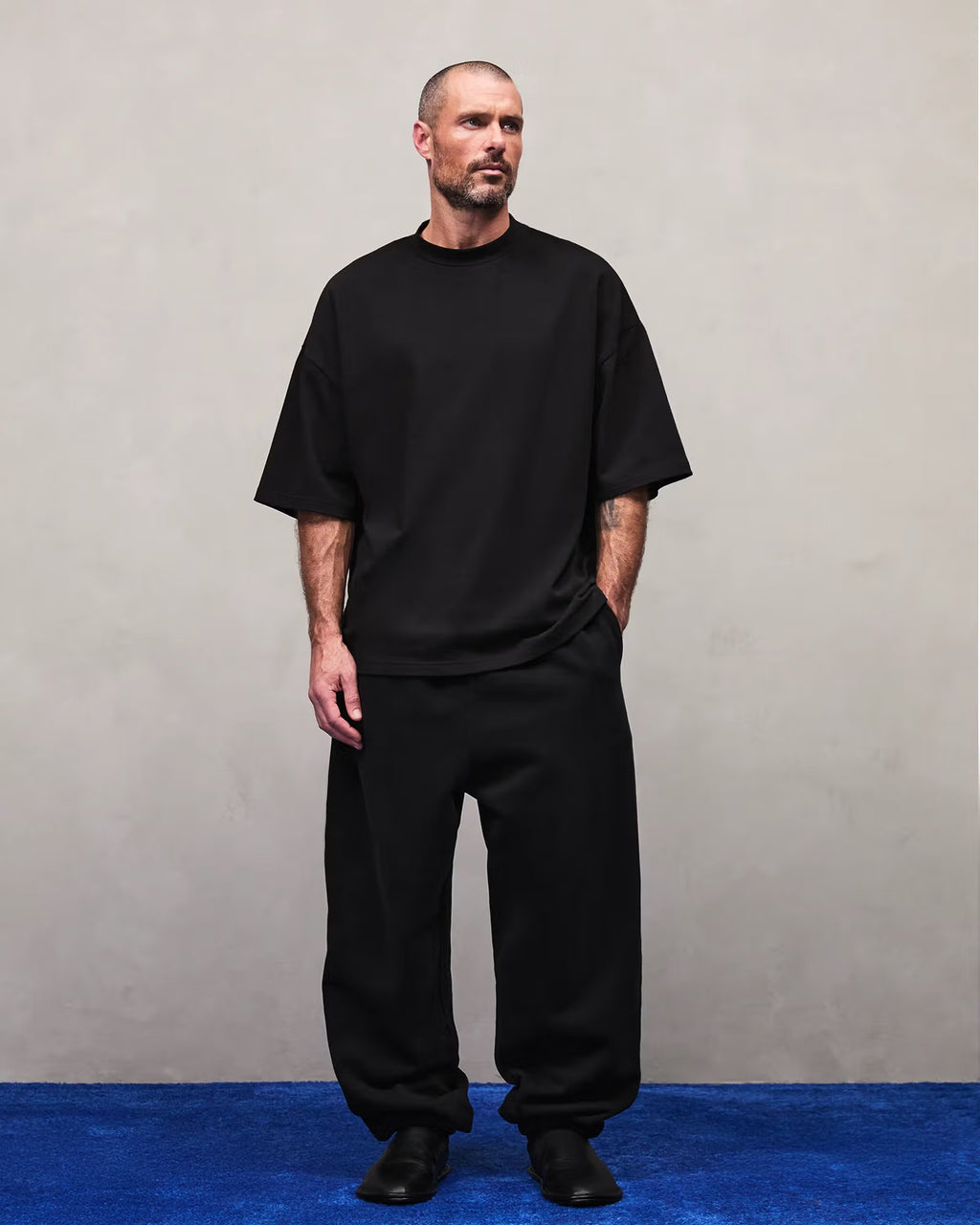 entire studios / Heavy Boxy Tee BLK