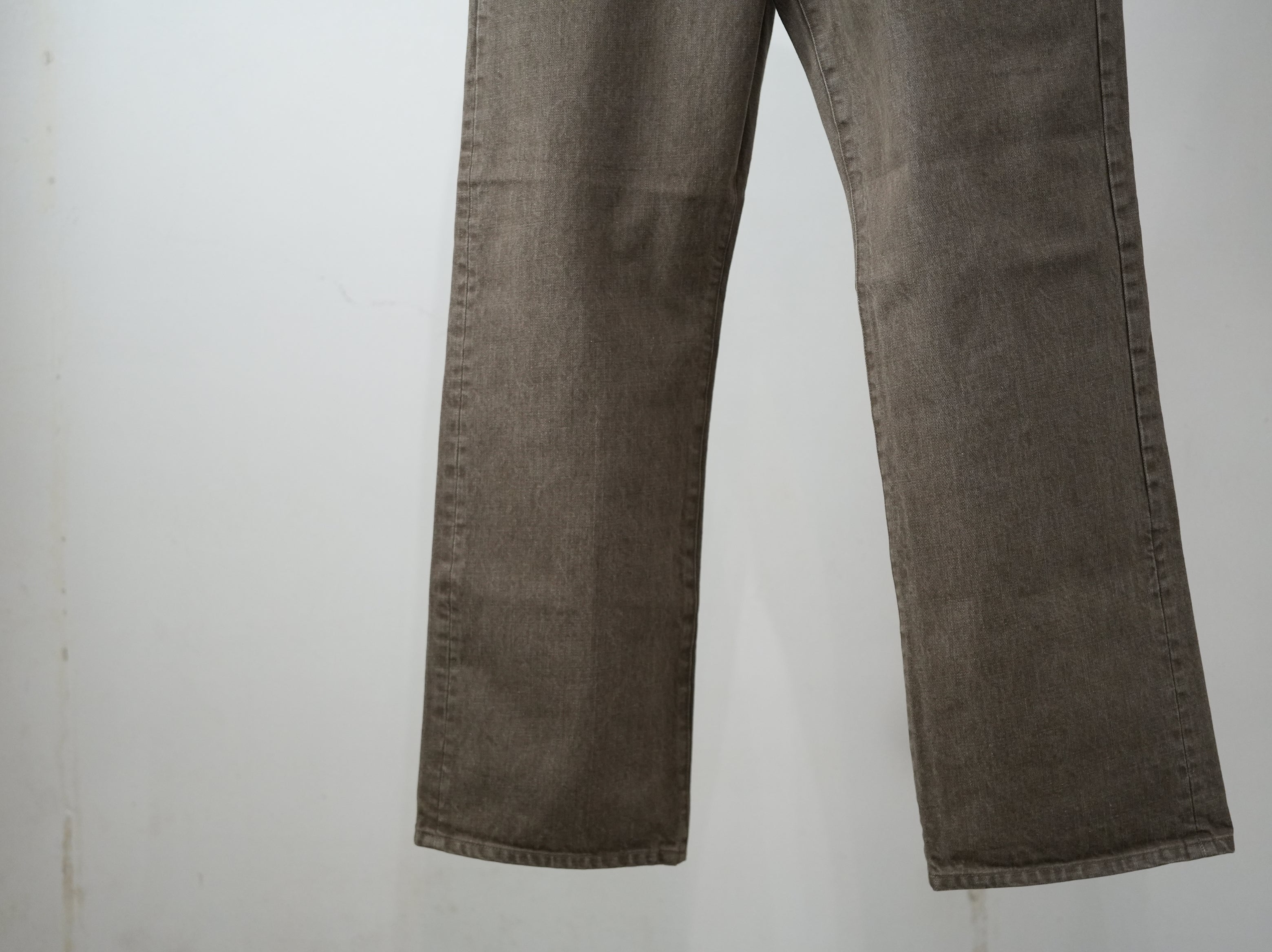 BISOWN (ビソウン) / PURE STRAIGHT KHAKI DENIM