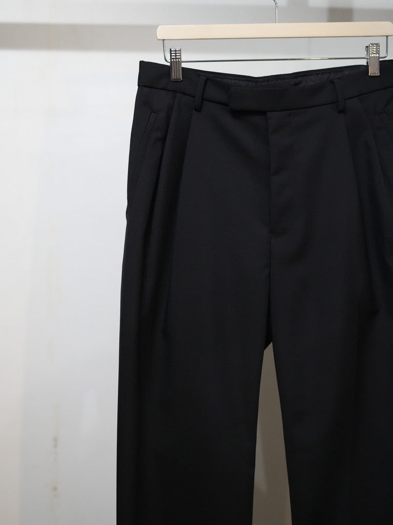 mando (マンド) wool mohair 2-tuck semi-wide pants