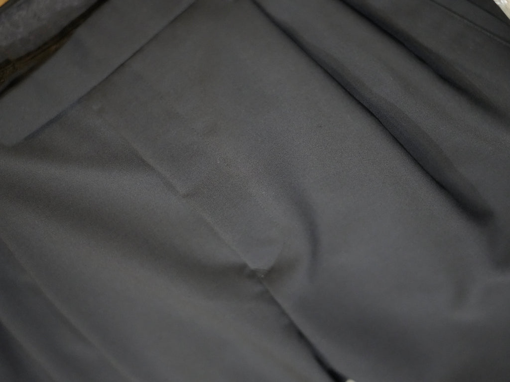 mando (マンド) wool mohair 2-tuck semi-wide pants