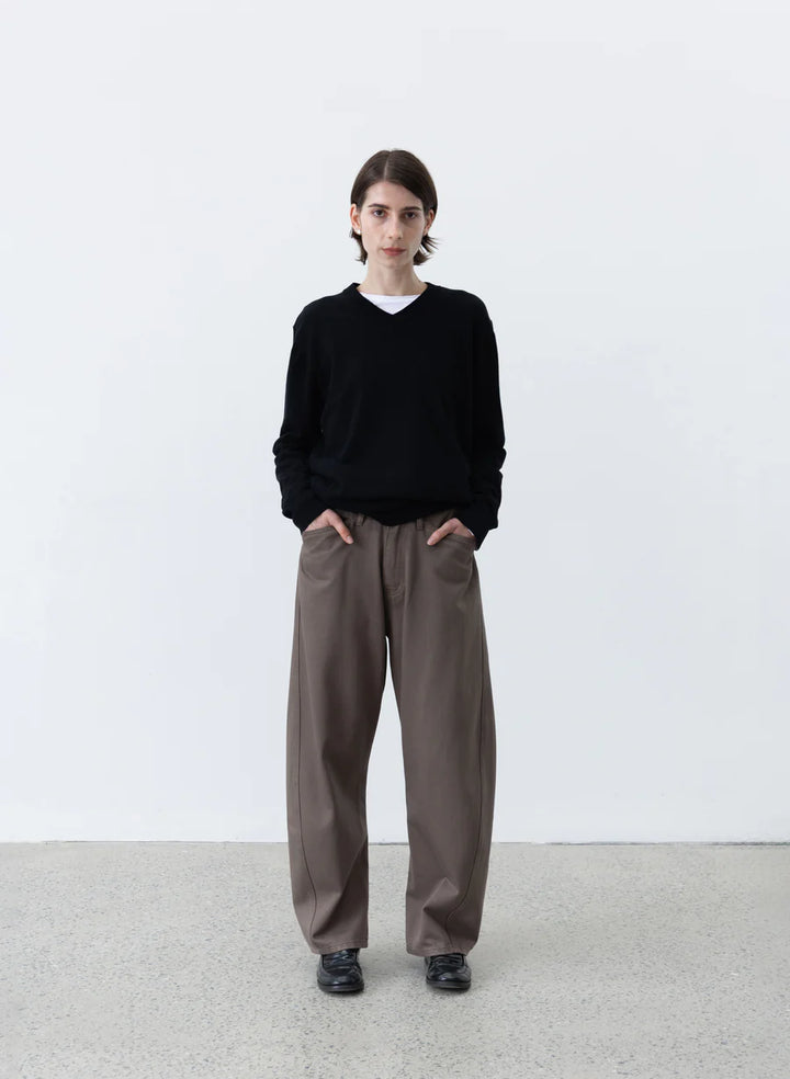 Observe V-neck Knitted Sweater Black