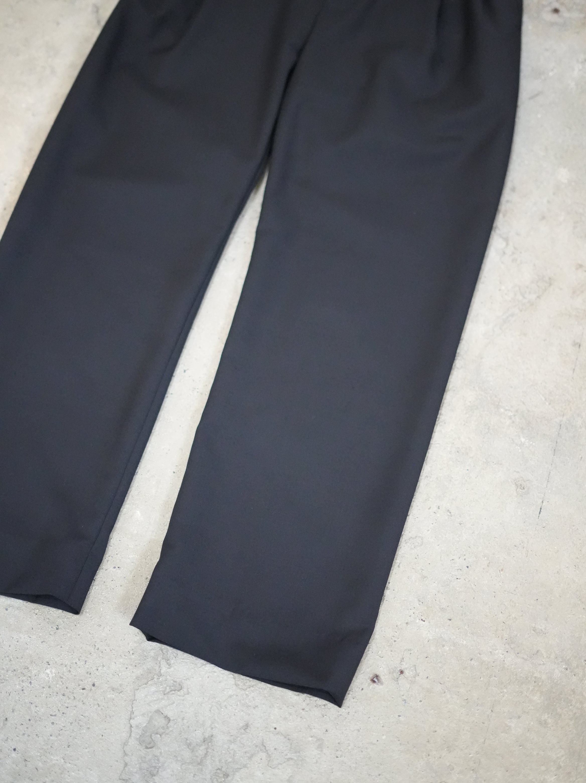 mando (マンド) wool mohair 2-tuck semi-wide pants