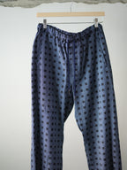 mando (マンド) / Square Dot Print Easy Pants