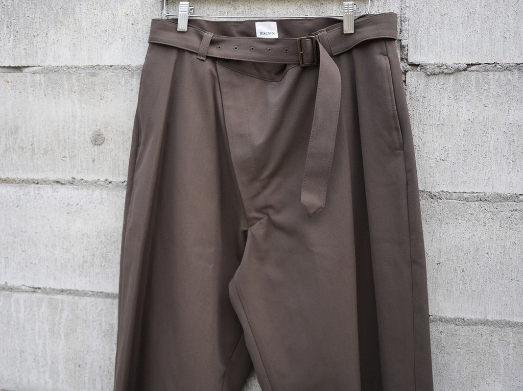 BISOWN ( ビソウン ) / WOOL COTTON BELTED PANTS KHAKI