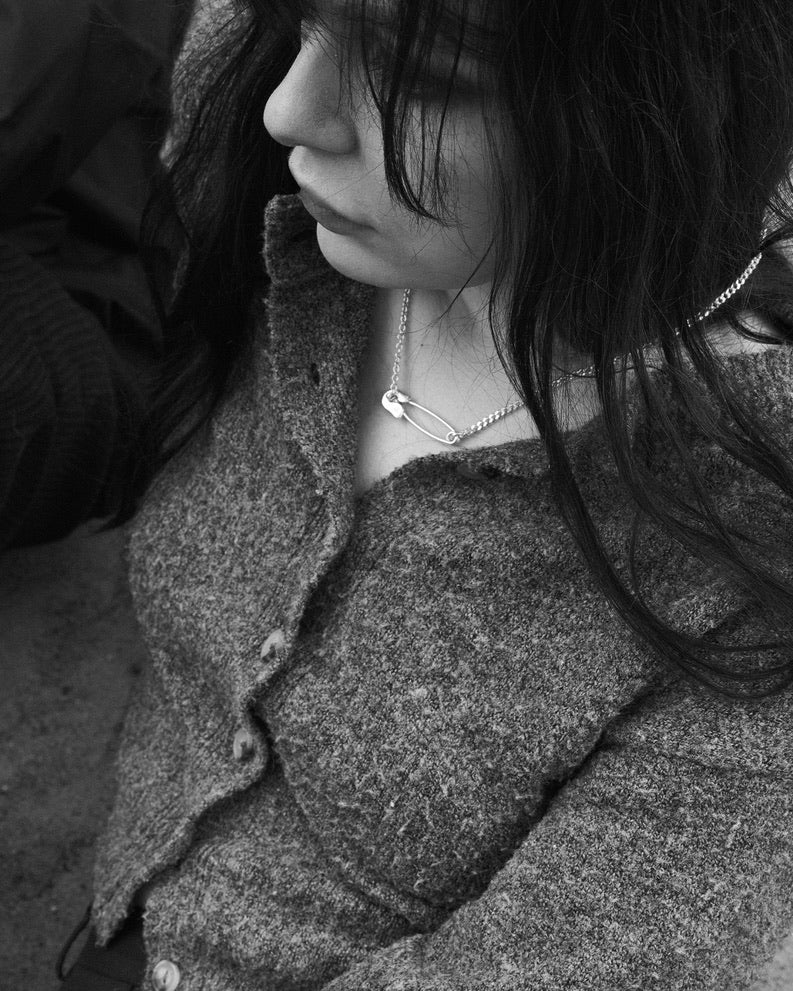 KULTUR 5 /Safety Pin Necklace