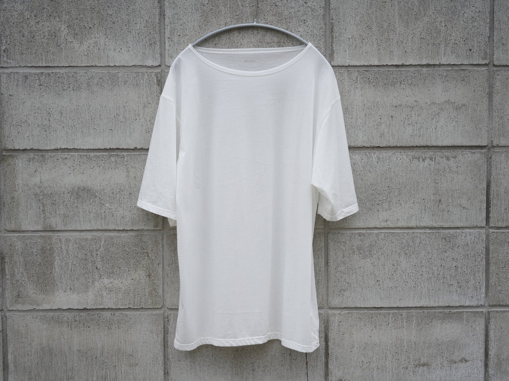 BISOWN (ビソウン) / 120/2 COTTON CREWNECK TEE WHITE – about-fukuoka