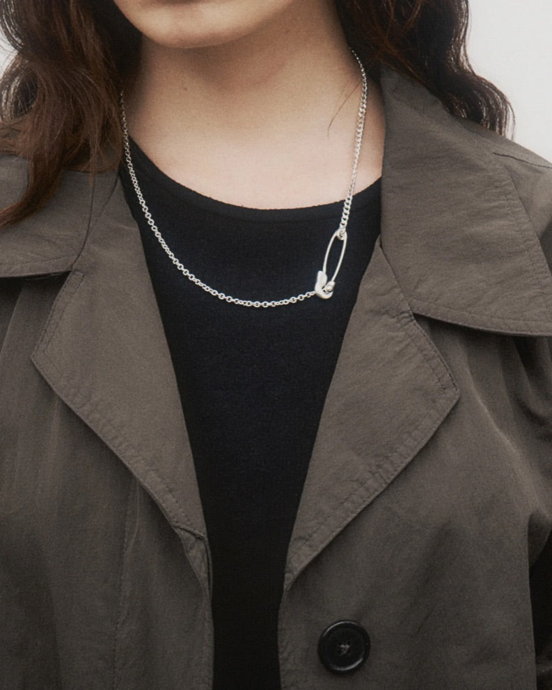 KULTUR 5 /Safety Pin Necklace