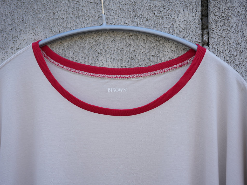 BISOWN (ビソウン) / PIMA MOKLODI RINGER TEE STONE × RED
