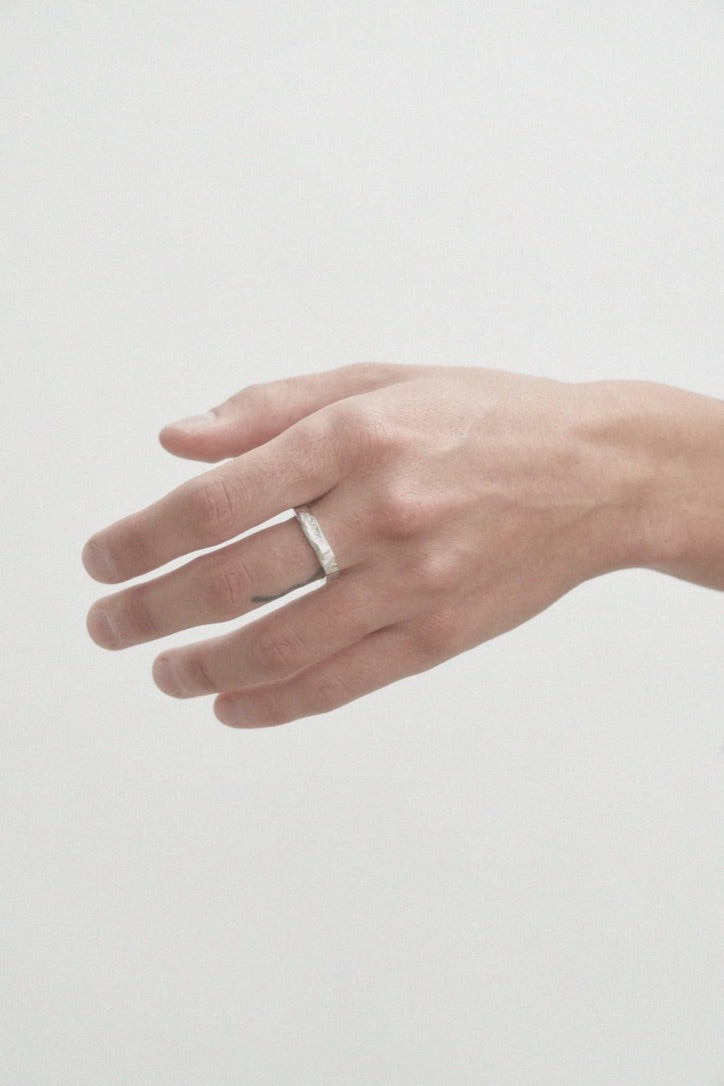 KULTUR 5 / Relief Ring Thin