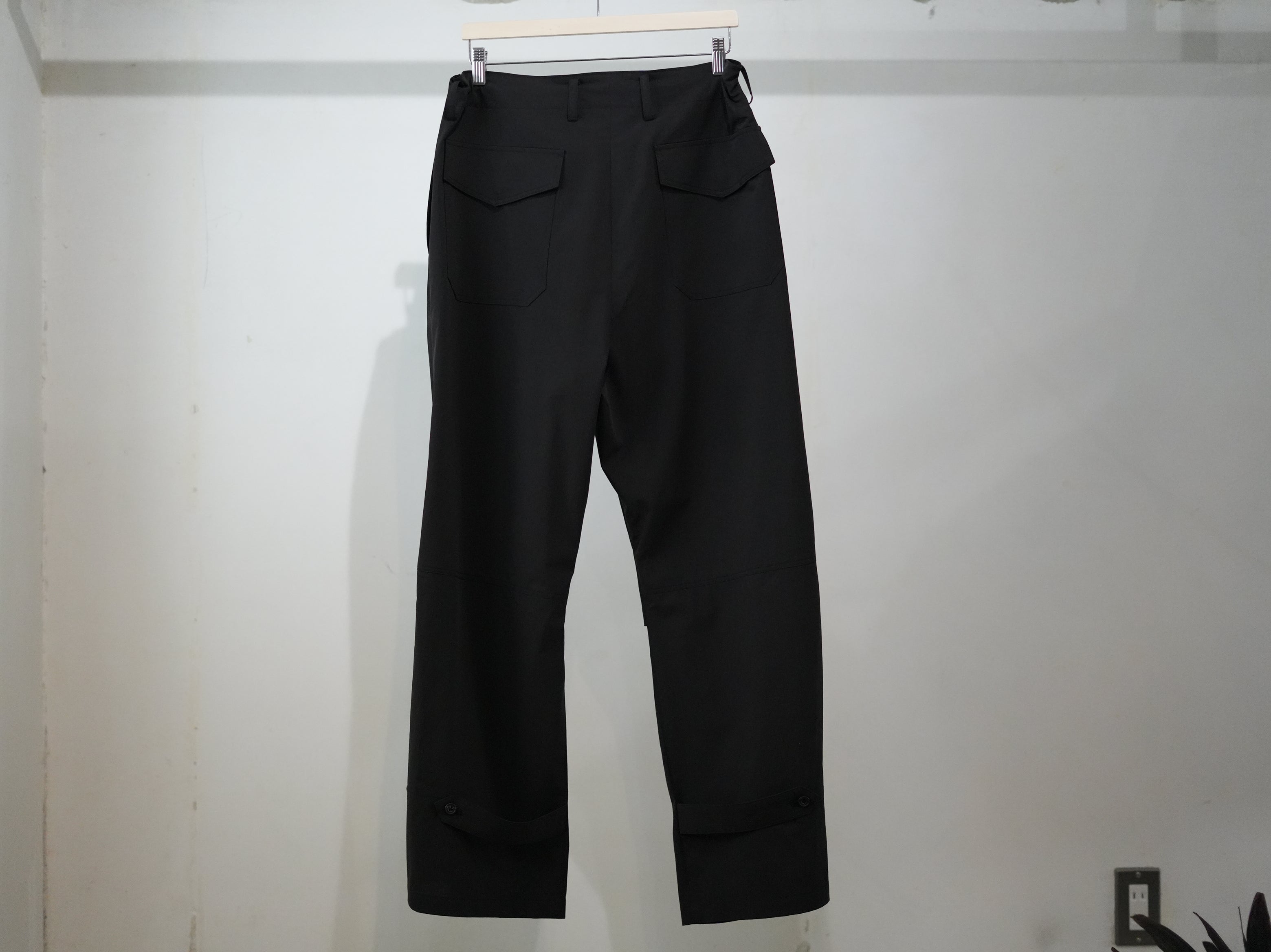ensou. (エンソウ) / Double Front Derby Pants a. Black