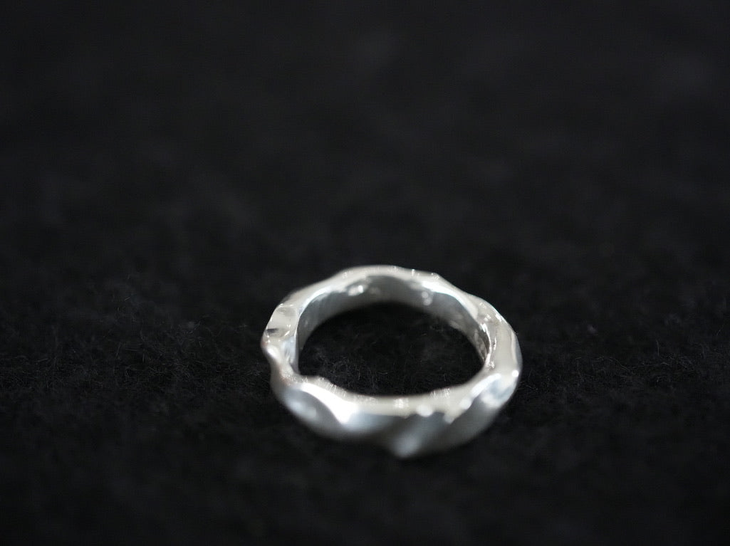 KULTUR 5 / Wave ring