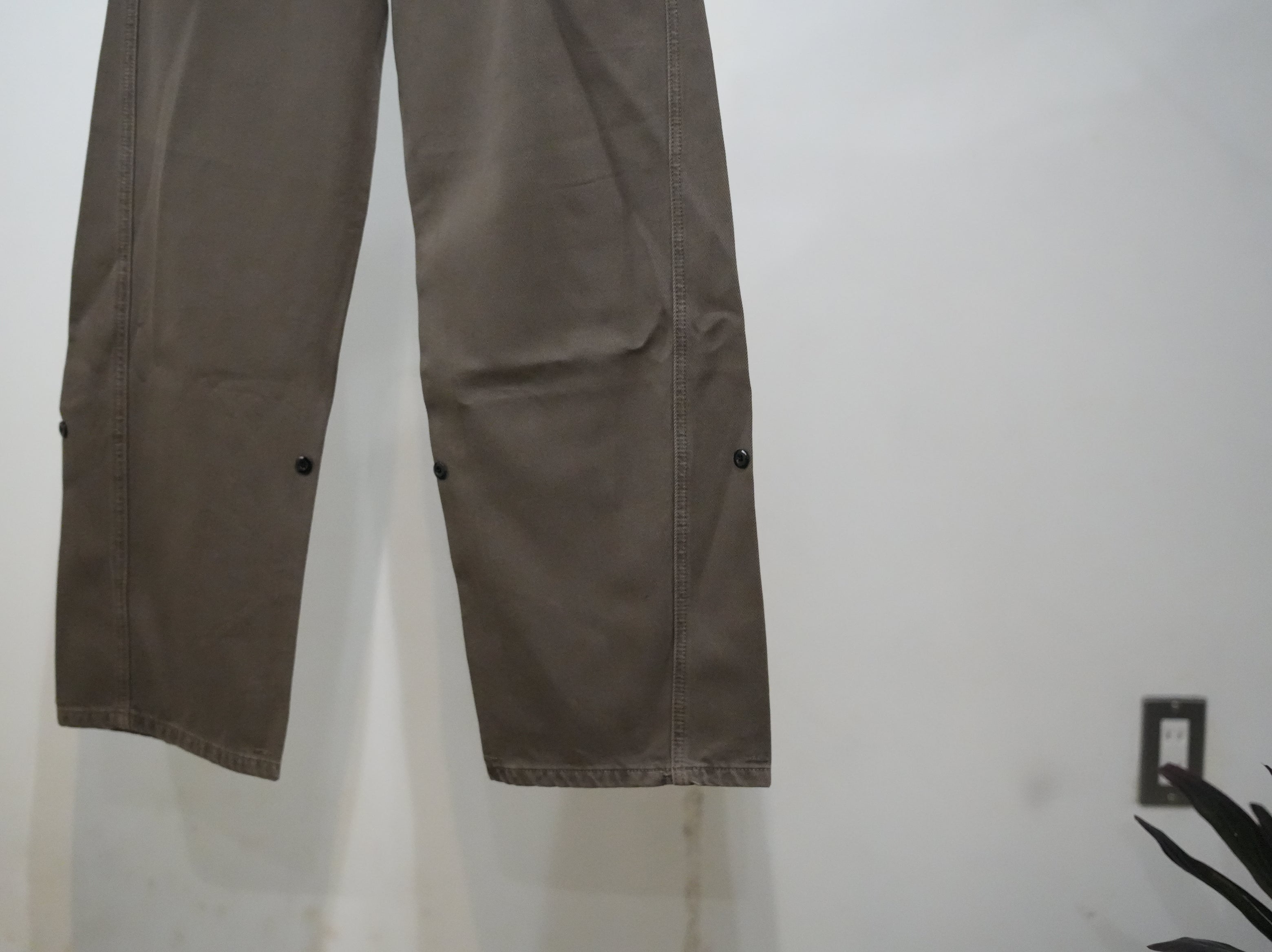 Observe (オブサーブ) / Twisted cambia denim pants Taupe
