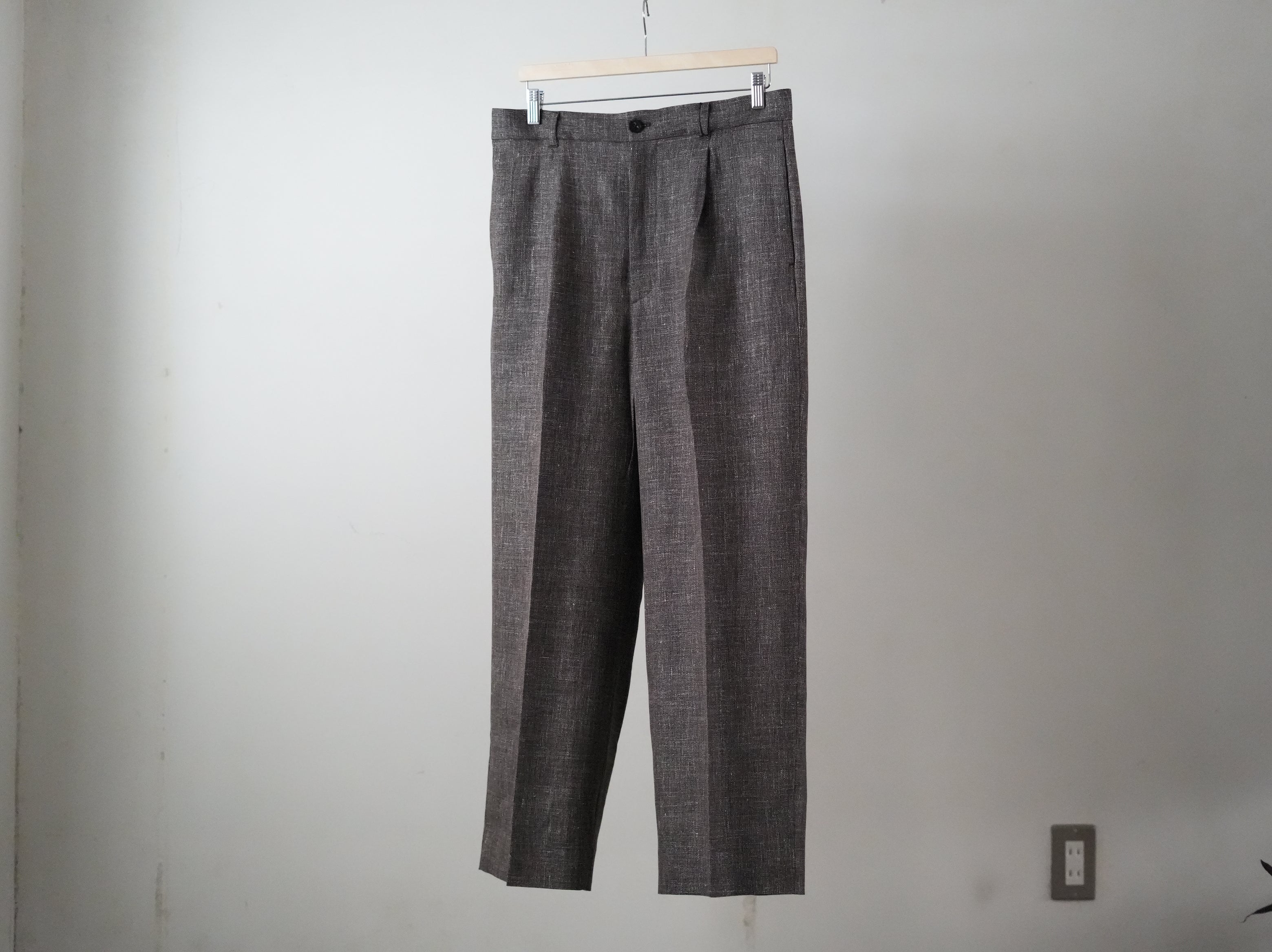 パンツ BISOWN WOOL LINEN 1TUCK SLACKS VONIQUE / BISOWN / WOOL LINEN 1TUCK SLACKS (men's size)
