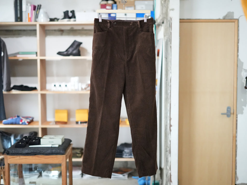 BISOWN ( ビソウン ) / MIXED-WALE CORDUROY NOTUCK SLACKS BROWN
