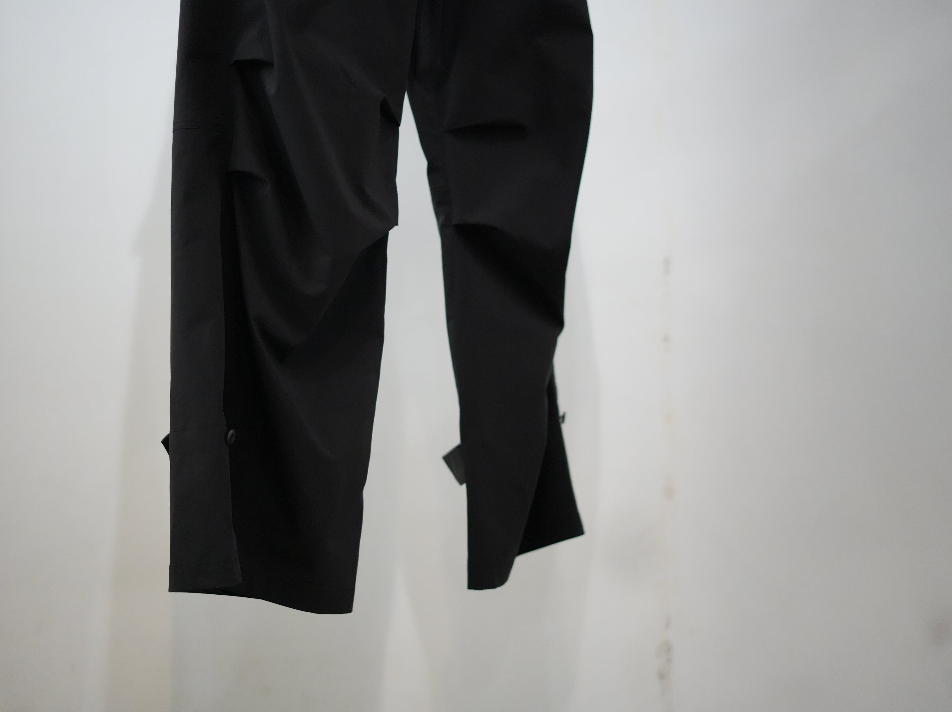 ensou. (エンソウ) Double Front Derby Pants a. Black | about