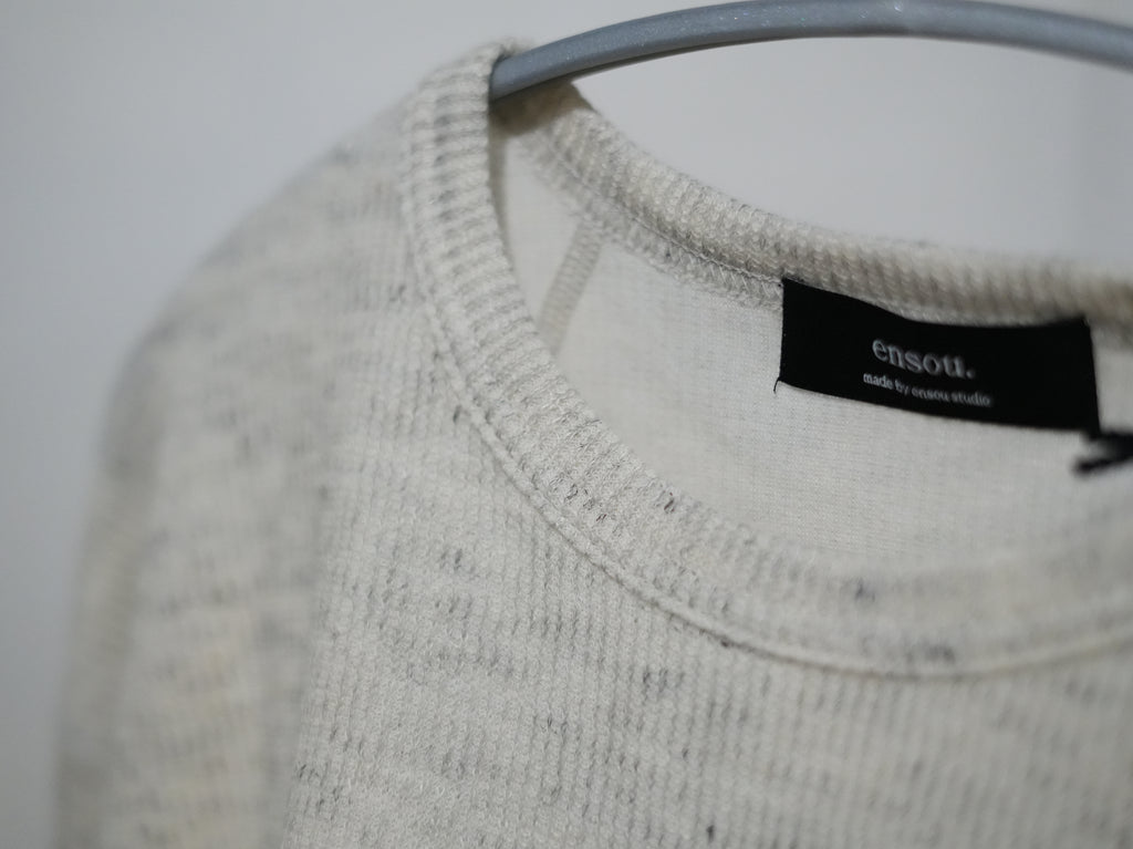 ensou. (エンソウ) / D-shaped Ling Sleeve Tee a.Oatmeal