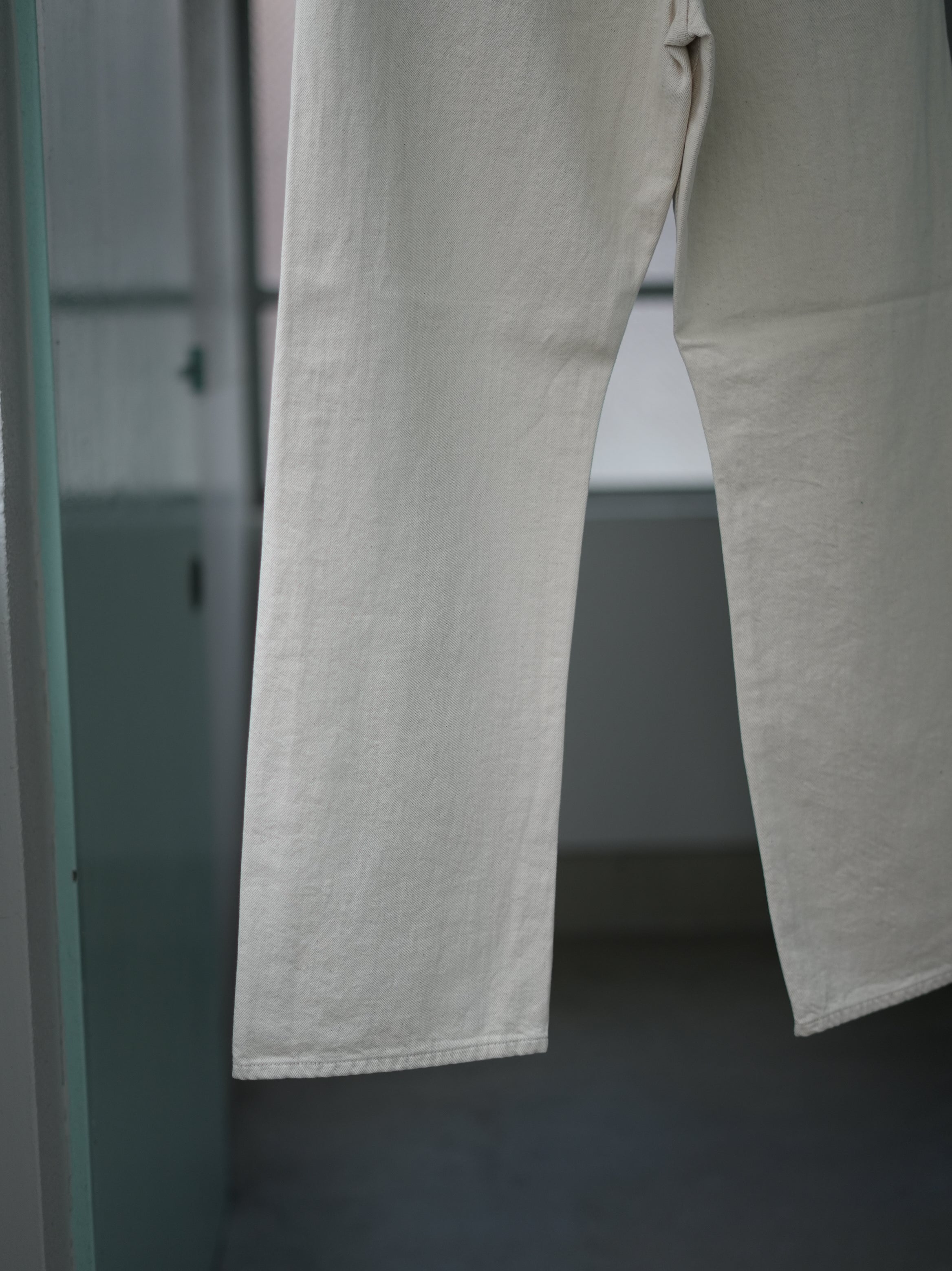 BISOWN (ビソウン) / CO/HE PURE STRAIGHT DENIM UN DYED