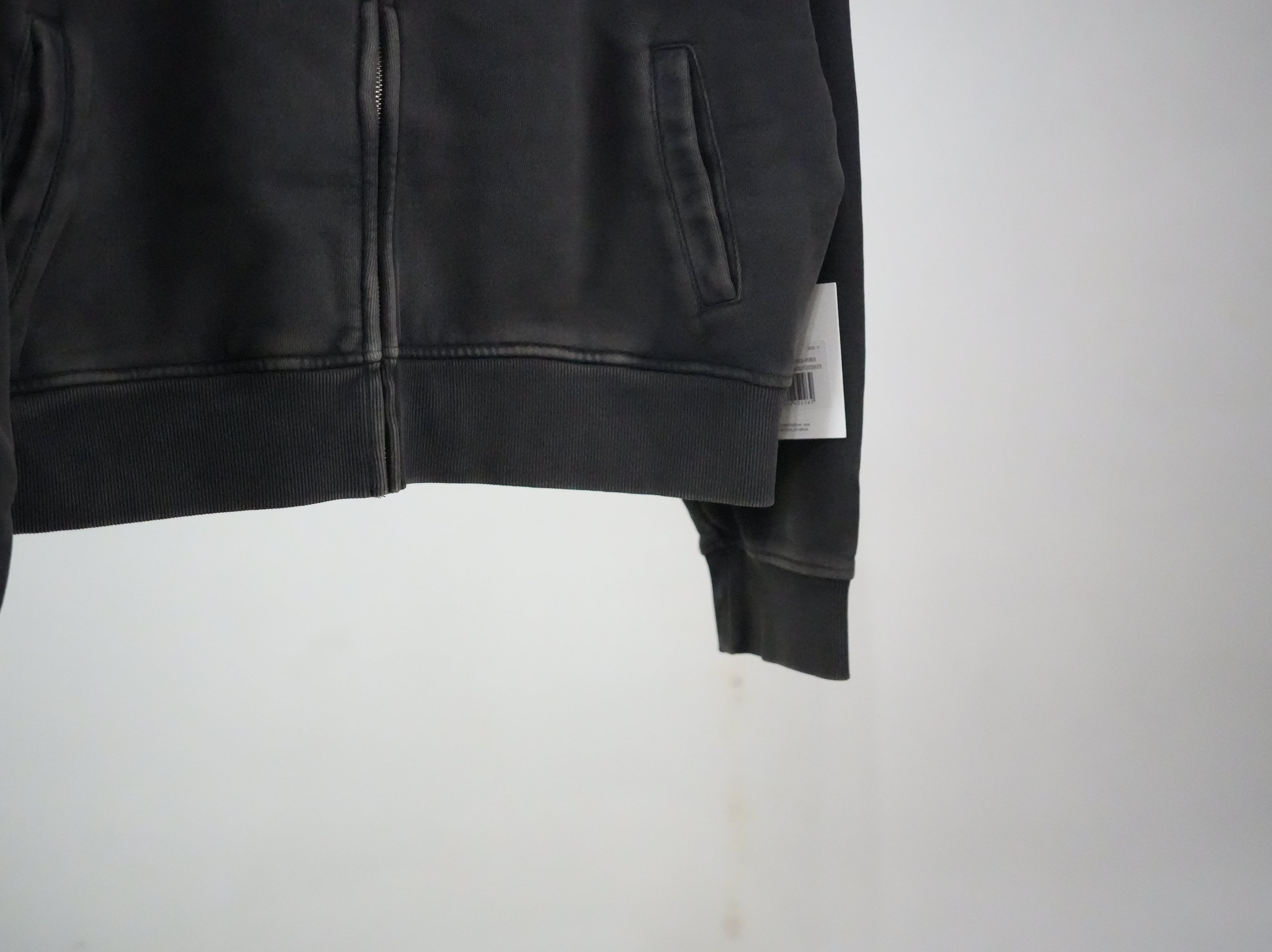 entire studios / eternal zip WBLK
