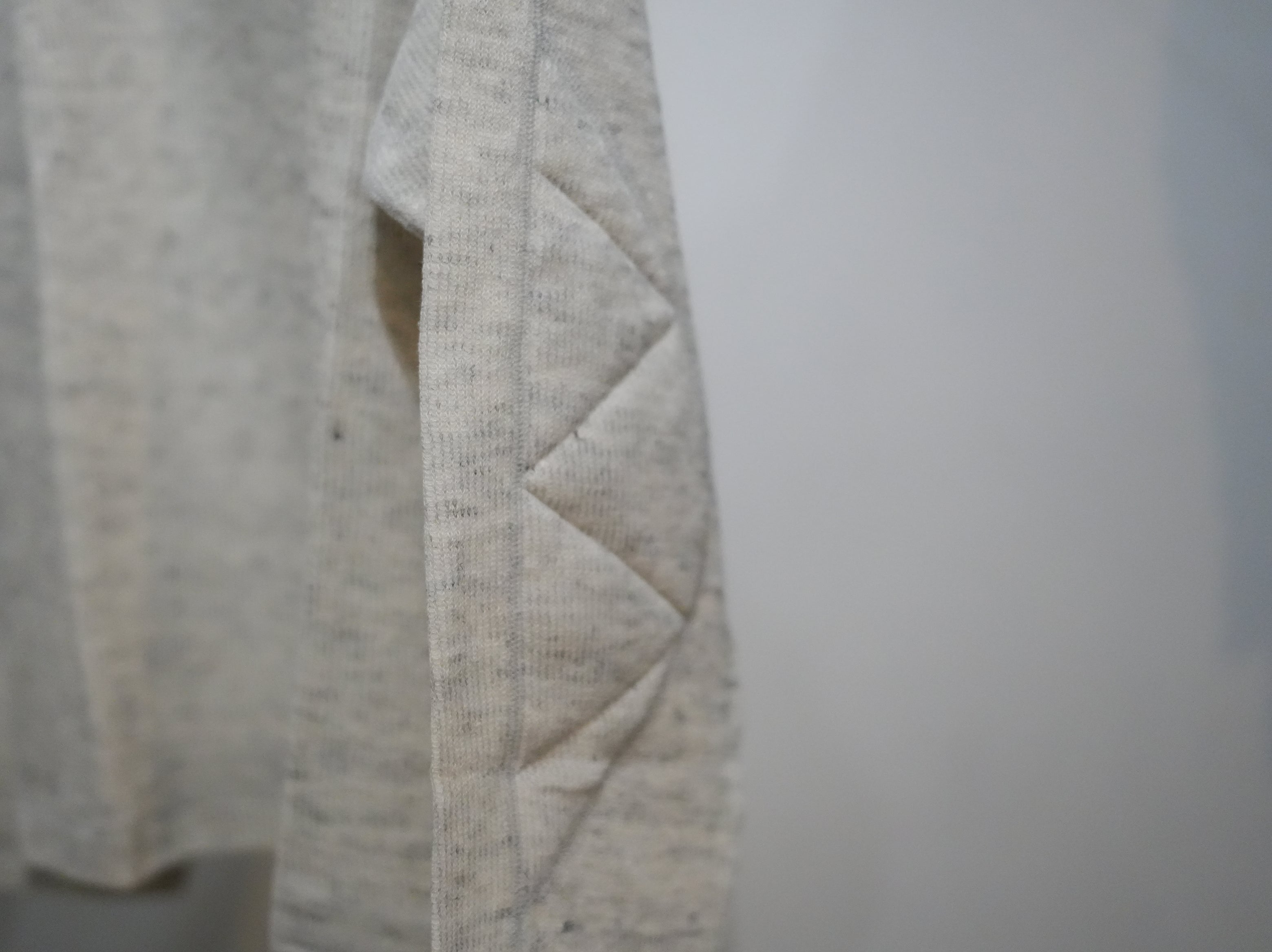 ensou. (エンソウ) / D-shaped Ling Sleeve Tee a.Oatmeal