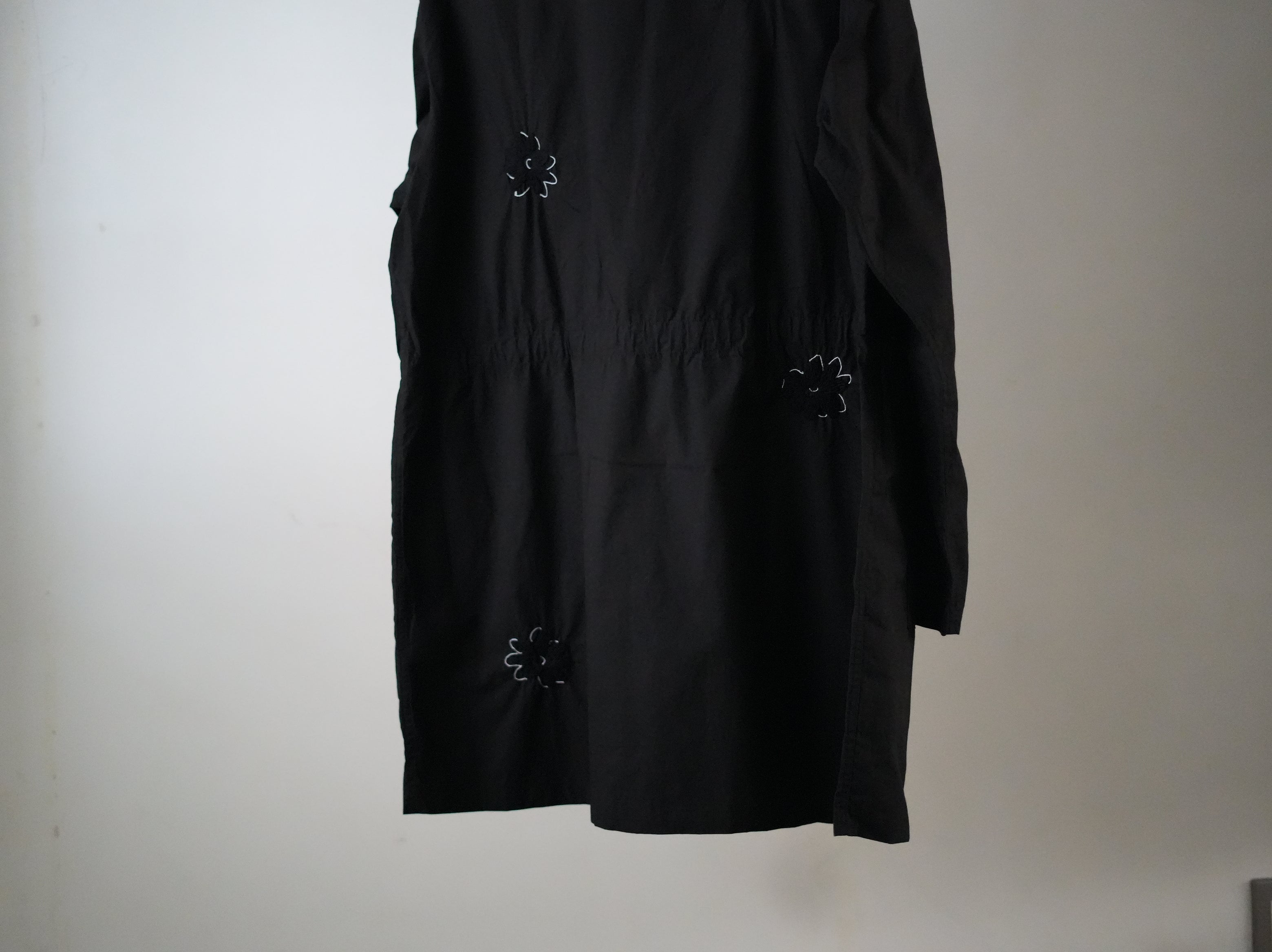 NOMA RHYTHM TEXTILE (ノーマ) / FLOWER EMBROIDERY HOODED COAT black