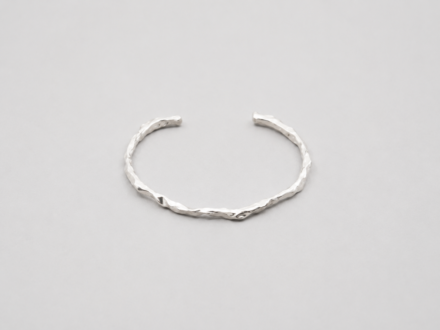 KULTUR 5 / Wave Bangle